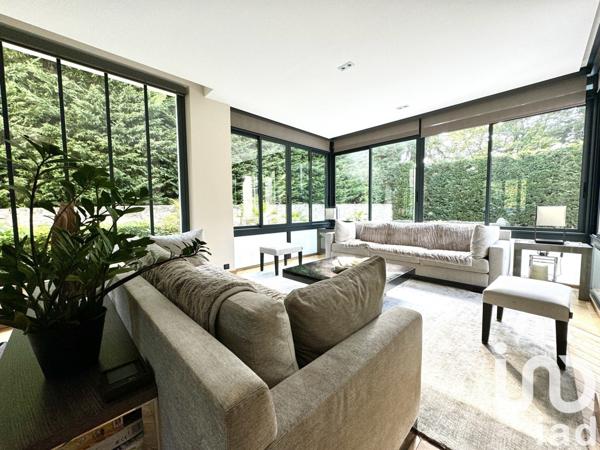 Maison 10 pièces de 364 m² à Sceaux (92330)