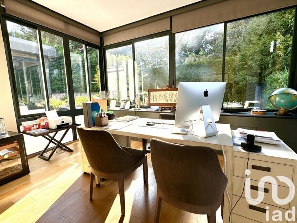 Maison 10 pièces de 364 m² à Sceaux (92330)