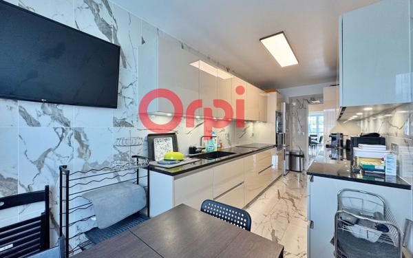 Appartement à vendre    6 pièces • 135,95 m2 Charenton-le-Pont