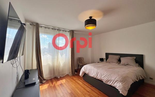 Appartement à vendre    6 pièces • 135,95 m2 Charenton-le-Pont