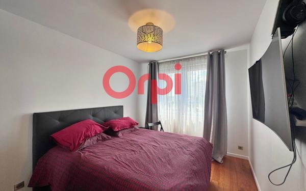 Appartement à vendre    6 pièces • 135,95 m2 Charenton-le-Pont