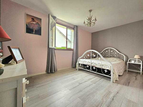 RUE - Pavillon de plain pied - 3 chambres