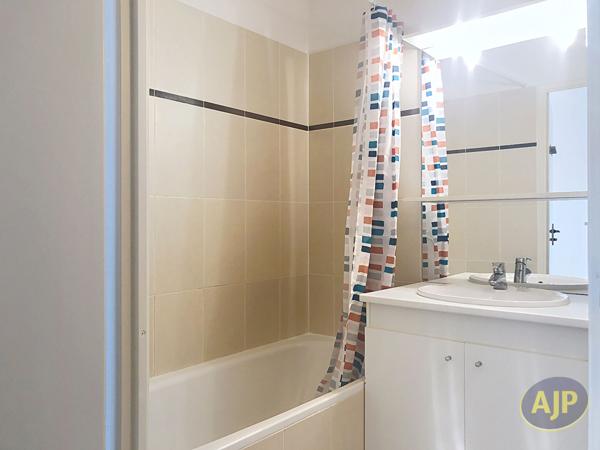 Vente appartement Cholet : 114 000 € - AJP Immobilier Cholet
