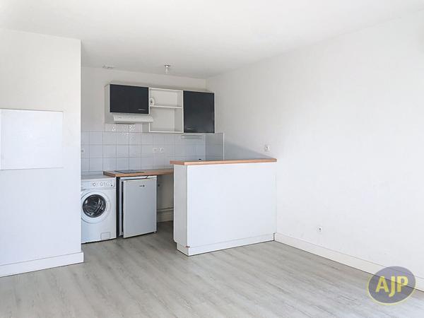 Vente appartement Cholet : 114 000 € - AJP Immobilier Cholet