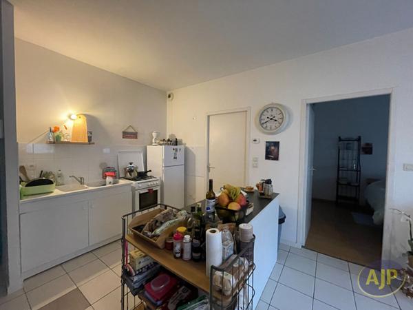 Vente appartement Saintes : 91 400 € - AJP Immobilier Saintes