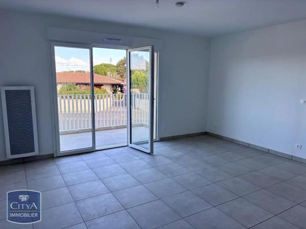 Appartement à louer 2 pièces 42.25m² Blanquefort (33290)