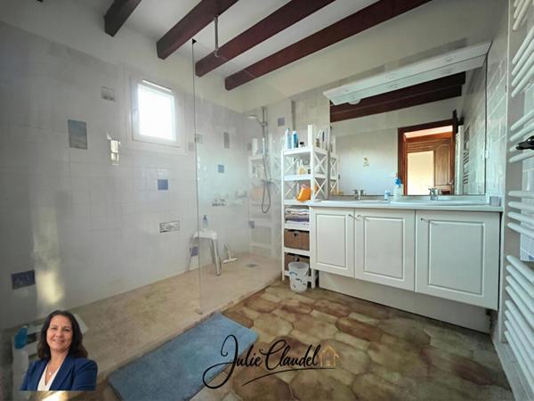 Maison plain-pied au calme absolu, campagne de Lorgues, grand terrain plat, piscine possible