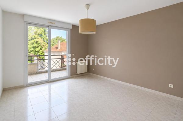 Appartement
         2 pièces
        - 50 m² Exclusivité 150 000 € *