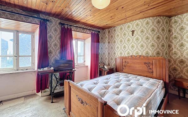 Maison à vendre    4 pièces •  Talizat