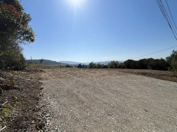 Pieusse, superbe situation, vue sur les Pyrénées, Terrain viabilisé de 1000 m2