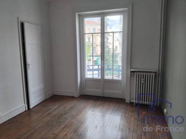 Appartement 4 pièces                                        - 42000 Saint-Étienne Réf : 2762-CIFVFOREZVELAY