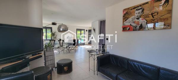 Maison T4 avec piscine sur une parcelle de 576 m2