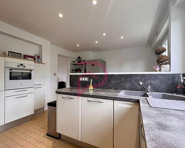 Maison 10 pièces 280 m2