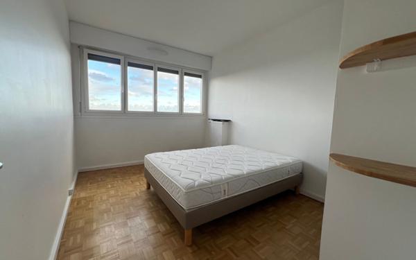 Appartement à vendre    6 pièces • 118,69 m2 Fontenay-aux-Roses