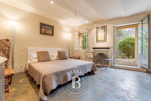 Grasse, Bastide 4 Chambres -  251 m² à vendre