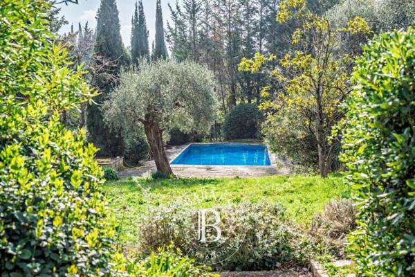Grasse, Bastide 4 Chambres -  251 m² à vendre