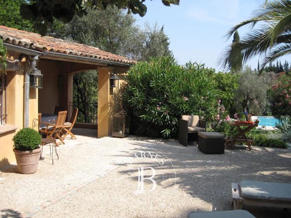 Grasse, Bastide 4 Chambres -  251 m² à vendre