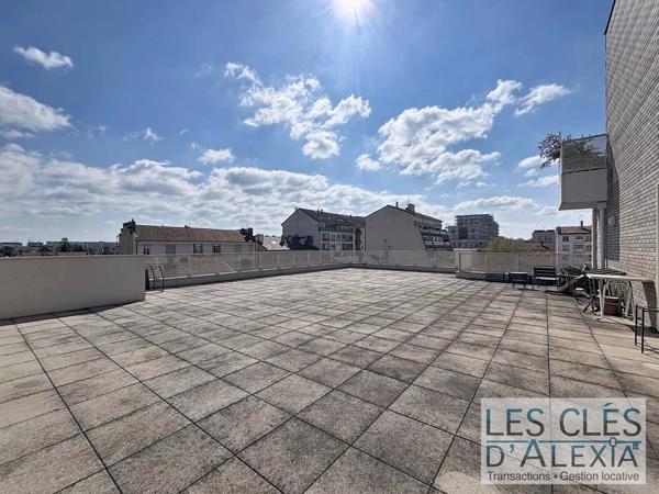 Villeurbanne - T2 de 37 m² avec balcon et garage