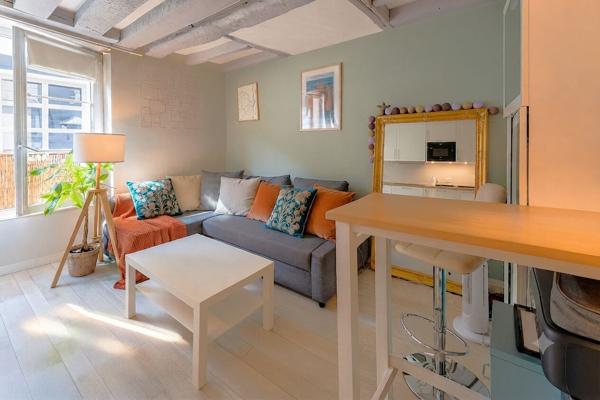 Appartement 2 pièces parfaitement optimisé Paris 2ème - Bourse