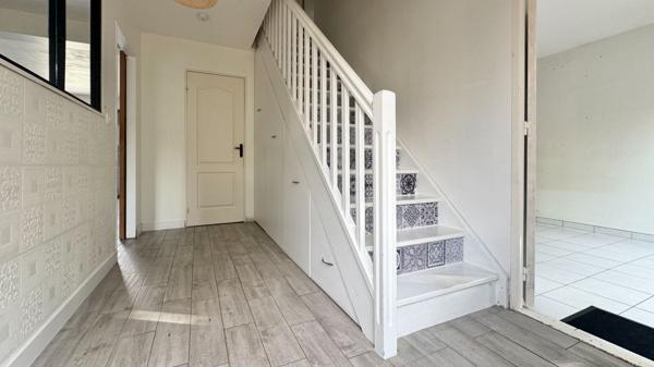 Maison Corbeil Essonnes 5 pièce(s) 110 m2 - DPE D