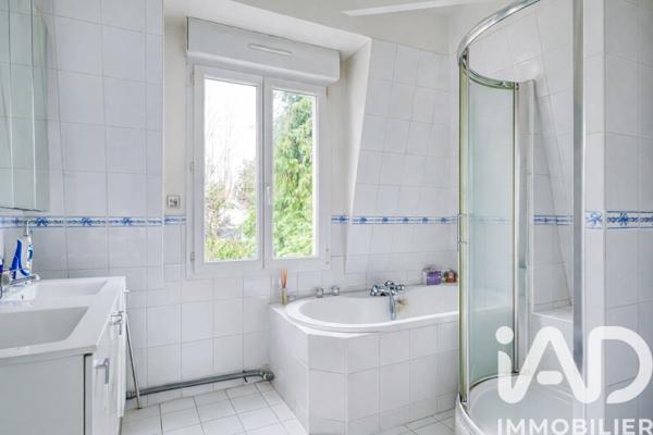 Maison à vendre 5 pièces 91,21 m² Marly-le-Roi
