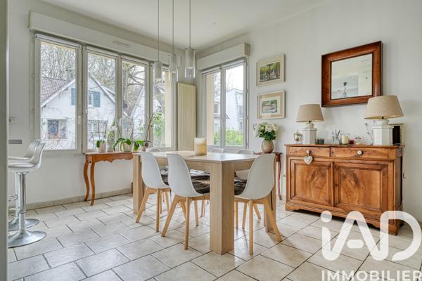Maison à vendre 5 pièces 91,21 m² Marly-le-Roi