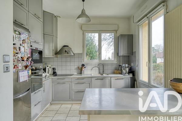 Maison à vendre 5 pièces 91,21 m² Marly-le-Roi