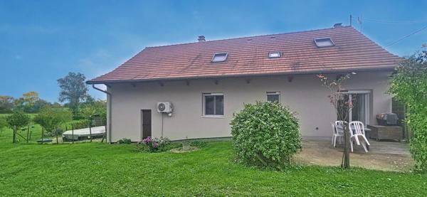 Maison ancienne rénovée – Charme, espace et nature