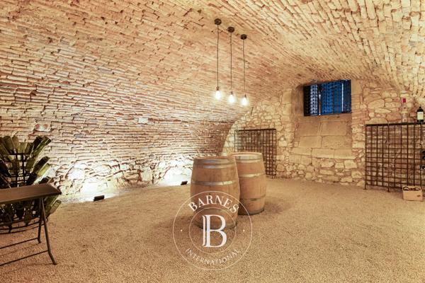 Lectoure, Hôtel particulier 4 Chambres -  587 m² à vendre