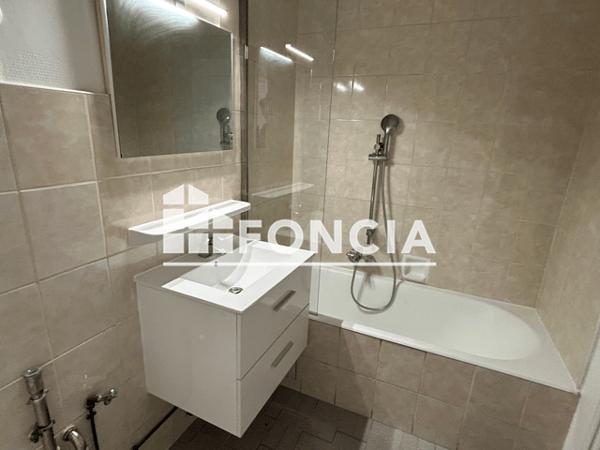 Location Appartement 3 pièces 86.8 m² - 4 RUE DES FONTAINES Annemasse 74100