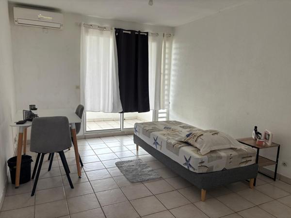 Les Abymes (97139) Studio vue mer, non meublé à la Résidence de l'Université