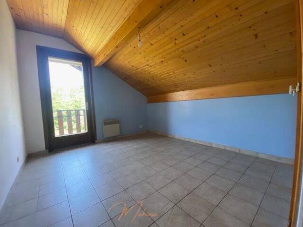 Maison 8 pièces 200m² à vendre à Saint-Genis-Pouilly 01630
