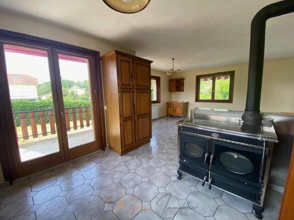 Maison 8 pièces 200m² à vendre à Saint-Genis-Pouilly 01630