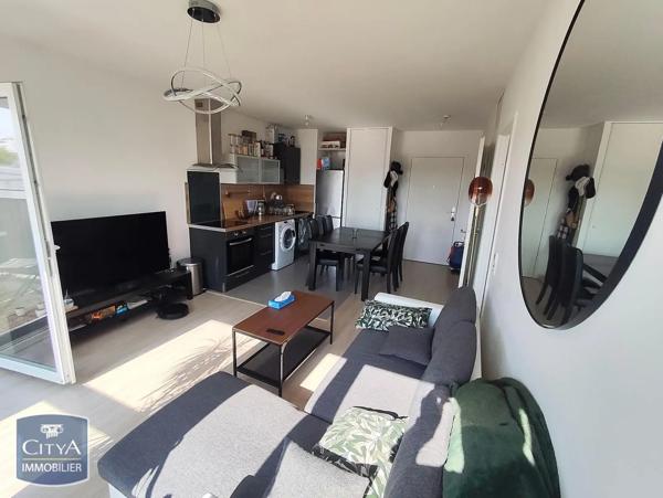 Appartement à louer 2 pièces 41.98m² Reims (51100)