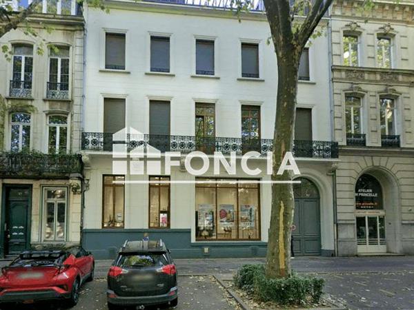 Location Appartement 4 pièces 119.2 m² - 129 BOULEVARD DE LA LIBERTE Lille 59800