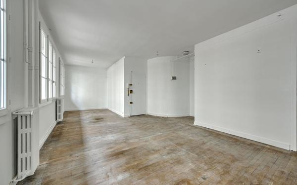 Appartement à vendre    5 pièces • 102,54 m2 Issy-les-Moulineaux