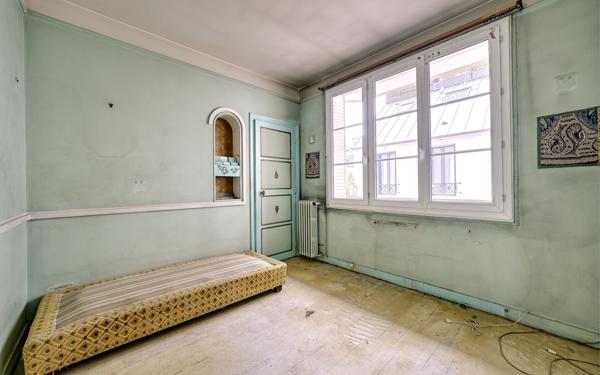 Appartement à vendre    5 pièces • 102,54 m2 Issy-les-Moulineaux