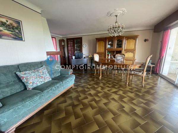 Maison
                                                                                                                                                                                                                                                                                                                        8 pièce(s)                                                                                                                                                                                                          6 chambre(s)                                                                                                                                                                                                          160  m²
