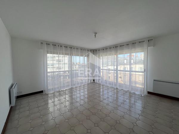 A louer appartement Châteauroux 3 pièces avec balcon et garage