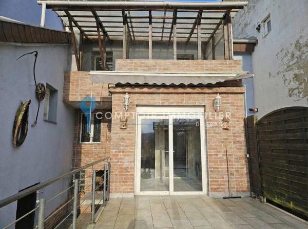 Maison
                                                                                                                                                                                                                                                                                                                        5 pièce(s)                                                                                                                                                                                                          3 chambre(s)                                                                                                                                                                                                          135  m²
