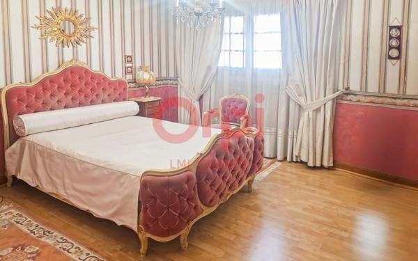 Maison à vendre    5 pièces • 145 m2 Livry-Gargan