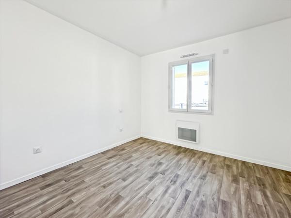 Maison neuve ST JEAN DE MONTS