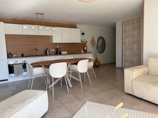 Appartement 3 pièces - 70 m² Exclusivité efficity