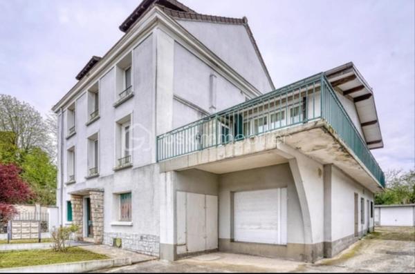 Immeuble de 341,47 m²