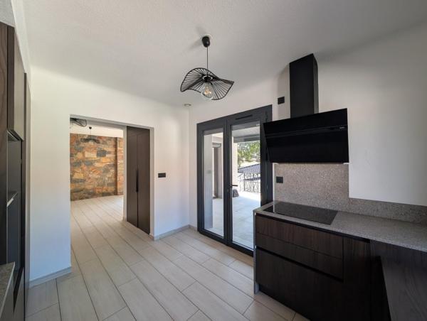 Vente / Appartement T3 à Vias (34450)