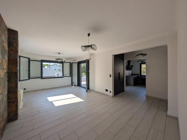 Vente / Appartement T3 à Vias (34450)
