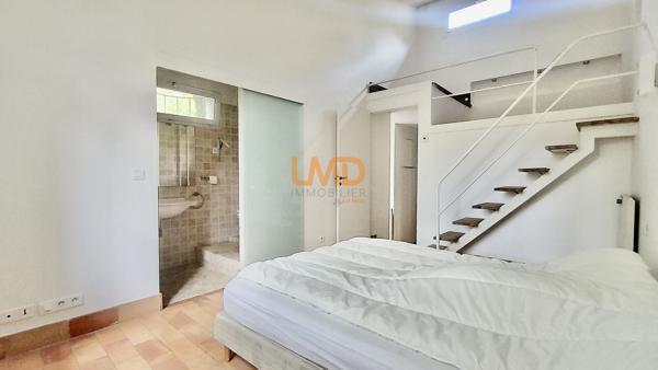 adresse d'exception-villa plain pied-parc arboré-beaux volumes