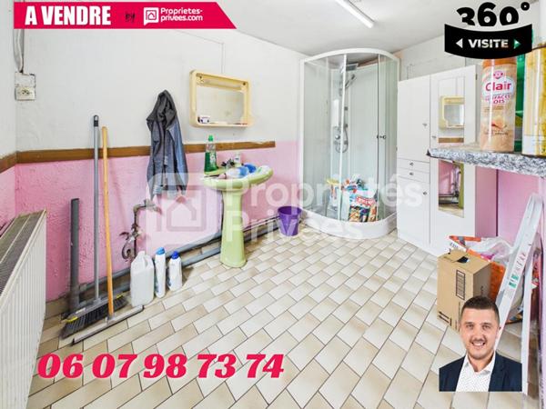 Maison individuelle de plain-pied avec garage et potentiel !