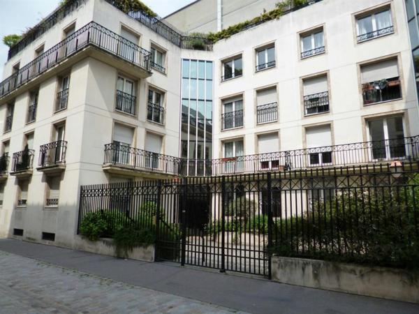 Vente Appartement37 m² - 2 Pièces - PARIS (75011)