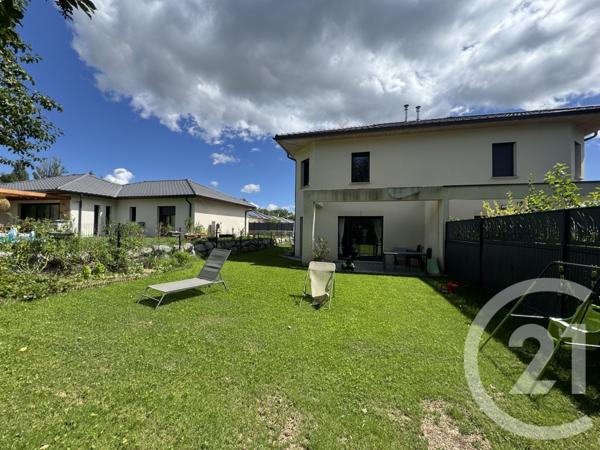 Maison à vendre  4 pièces - 89,88 m2 LA ROCHE DES ARNAUDS - 05